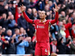 Van Dijk soal Kontrak Baru: Tunggu Pekan Depan