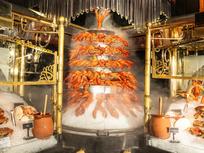 5 Resto Buffet Terbesar di Dunia, Ada di Singapura hingga Prancis!