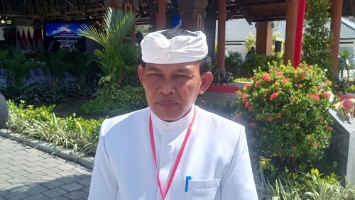 Bendesa Adat Besakih, Jro Mangku Widiartha. (Selamat Juniasa/detikBali)