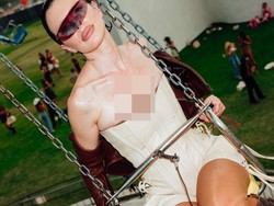 7 Seleb dengan Gaya Terburuk di Coachella 2025, Julia Fox Hingga Paris Hilton