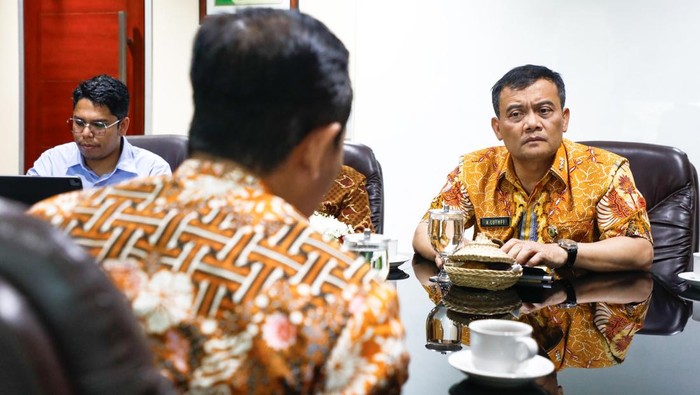 Gubernur Jateng Ahmad Luthfi