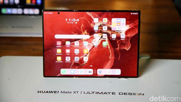 Huawei Mate XT