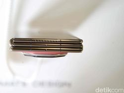 Menggenggam Huawei Mate XT Ultimate di Indonesia