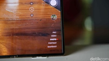 Huawei Mate XT mendukung desain fleksibel yang mendukung tiga mode layar: single, dual, dan triple screen. Foto: Pradita Utama
