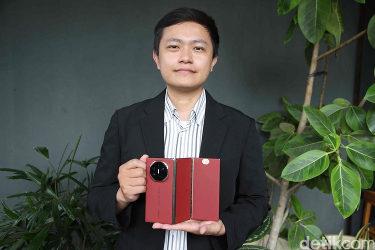 Huawei Mate XT