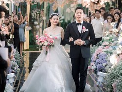 Detail 3 Gaun Pengantin Jessica Jane yang Serba Putih, Elegan!