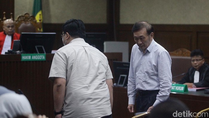 Kasus Korupsi Korporasi Duta Palma Group Mulai Disidangkan Berkas perkara dugaan korupsi korporasi dan tindak pidana pencucian uang (TPPU) Duta Palma Group mulai disidangkan. Sidang dakwaan ini digelar di Pengadilan Tipikor, Jakarta.