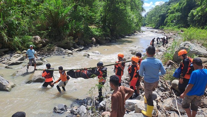 Korban Asnawati ditemukan meninggal di Sungai Lim, Lahat.