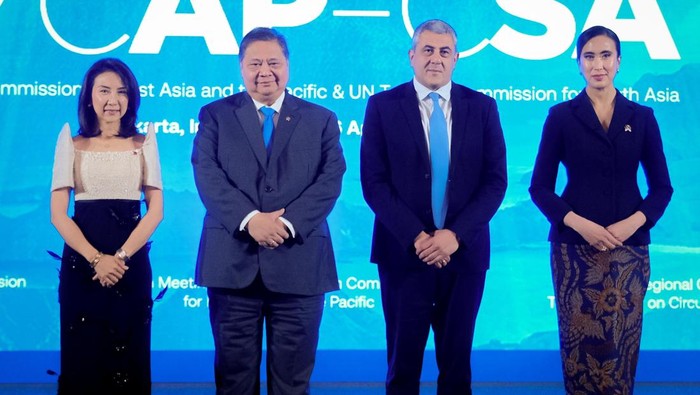 Menteri Pariwisata Widiyanti Putri Wardhana saat hadir secara langsung untuk membuka pertemuan CAP-CSA 2025 di Hotel Mulia, Senayan, Jakarta, Selasa (15/4/2025).