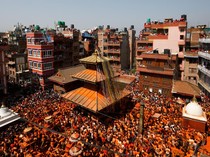 Meriah Festival Sindoor Jatra Sambut Musim Semi dan Tahun Baru Nepal