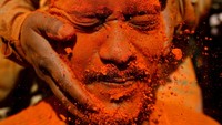 Masyarakat sangat antusias merayakan festival terbesar di Thimi tersebut.