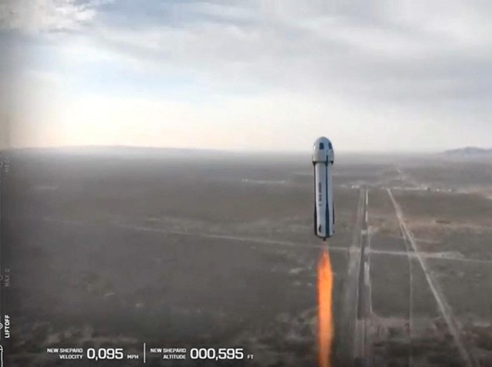 Pop star Katy Perry and journalists Gayle King, Lauren Sanchez, who is also billionaire Jeff Bezos fiance and other participants, blast off into space on a Blue Origin rocket, as part of the New Shepard Mission NS-31, marking the first all-female flight crew in more than six decades, in West Texas, Texas, U.S., April 14, 2025, in this screen grab taken from a video. Blue Origin/Handout via REUTERS    THIS IMAGE HAS BEEN SUPPLIED BY A THIRD PARTY. NO RESALES. NO ARCHIVES. MANDATORY CREDIT