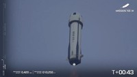 Pop star Katy Perry and journalists Gayle King, Lauren Sanchez, who is also billionaire Jeff Bezos fiance and other participants, blast off into space on a Blue Origin rocket, as part of the New Shepard Mission NS-31, marking the first all-female flight crew in more than six decades, in West Texas, Texas, U.S., April 14, 2025, in this screen grab taken from a video. Blue Origin/Handout via REUTERS    THIS IMAGE HAS BEEN SUPPLIED BY A THIRD PARTY. NO RESALES. NO ARCHIVES. MANDATORY CREDIT