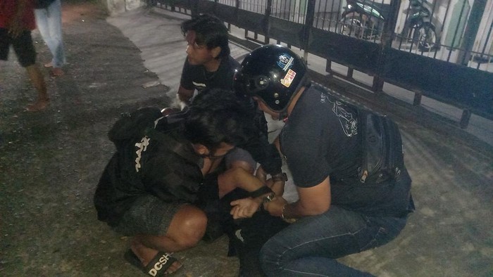 Pengedar sabu inisial IS alias T (25) ditangkap polisi, Senin (14/4/2025) malam. (Istimewa)