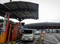 Sanksi Mobil Tak Bayar Tol: STNK Bisa Diblokir