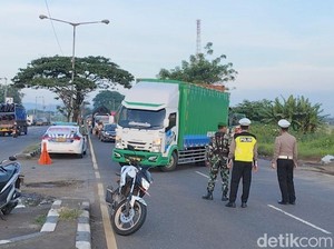 Mulai Hari Ini Kendaraan Berat Dilarang Lewat Pantura Kendal Saat Pagi