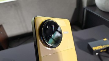 Poco siap melawan kompetitor dengan smartphone flagship Poco F7 Ultra. Foto: Aisyah Kamaliah/detikINET