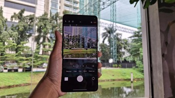 Ada super resolution 2K dengan camera 3 setup camera, ini akan jadi sistem kamera terbaik Poco sejauh ini, ujar Jeksen. Foto: Aisyah Kamaliah/detikINET