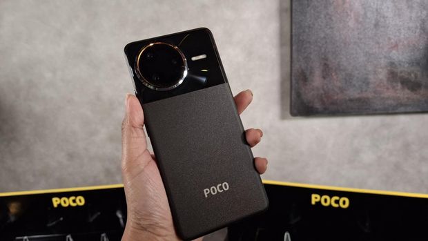 Poco F7 Series Naksir Kuningnya Poco F7 Ultra, Performa Juga Gagah