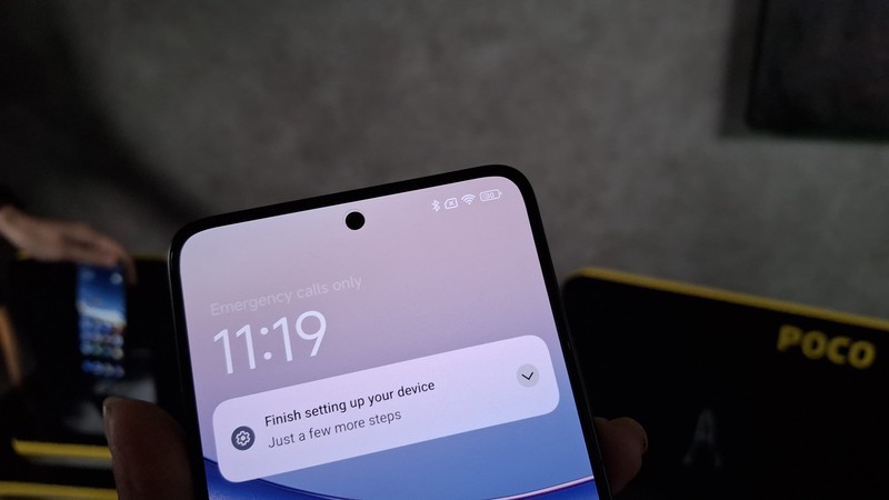 Naksir Kuningnya Poco F7 Ultra, Performa Juga Gagah