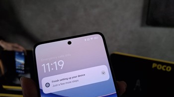 Kamera depan Poco F7 Pro adalah 20 MP. Foto: Aisyah Kamaliah/detikINET