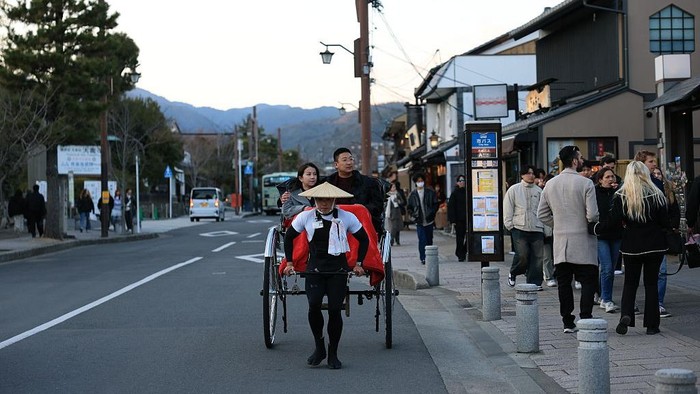 Populasi penduduk Jepang menurun selama 14 tahun berturut turut. Begini suasana Negeri Sakura itu di tengah menyusutnya populasi penduduk.