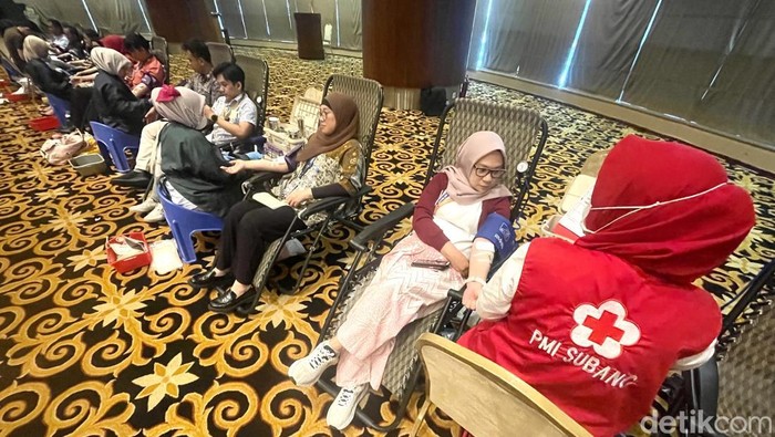 Rayakan HUT ke-56, Bank Mega Gelar Donor Darah hingga Mini MCU Dalam rangka memperingati HUT Bank Mega ke 56 Tahun yang jatuh tepat pada Tanggal 15 April 2025, Bank Mega menggelar kegiatan Donor Darah dan pemeriksaan Mini Medical Check Up secara gratis di Auditorium Menara Bank Mega - Jakarta.