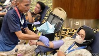Sementara melalui pemeriksaan Mini Medical Check Up maka akan membangun awareness peserta untuk menjaga kondisi kesehatan tubuh dengan lebih baik.   