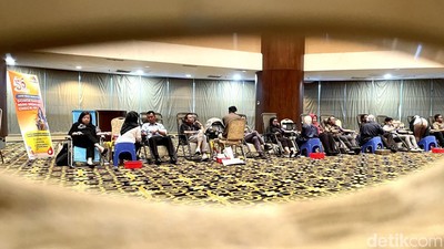 Rayakan HUT ke-56, Bank Mega Gelar Donor Darah hingga Mini MCU