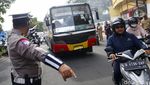 Razia Uji Emisi Sasar Truk dan Bus di Jakarta Timur
