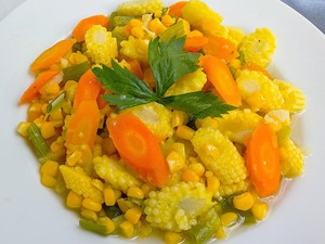 Resep Tumis Jagung dan Wortel yang Kaya Nutrisi Untuk Lauk Bekal