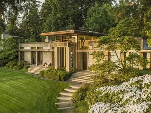5 Langkah Merawat Halaman biar Rumah Makin Cantik