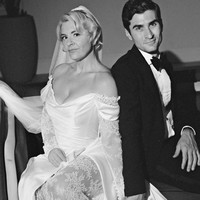 Kami melakukannya dengan cara lama. Ya, dan kalau kalian bingung maksudnya apa, itu bukan tugas kami untuk mengajari kalian tentang birds and the bees (cara reproduksi). Aku tahu ini membingungkan banyak dari kalian, dia gay, jadi bagaimana bisa dia tidur dengan wanita? ungkap Samantha.  Foto: dok. Instagram @samanthawynngreenstone