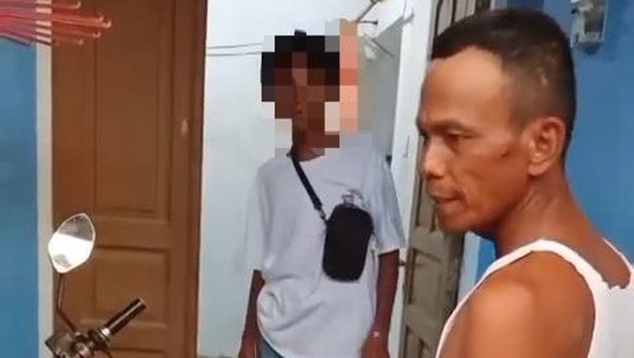 Screenshot video viral anak tantang bapak duel di Batam. (Istimewa)