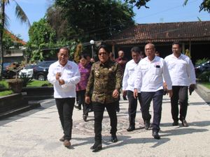 Giri Prasta Apresiasi KPID Bali Mendukung Gerakan Bali Bersih Sampah