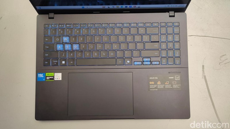 Asus resmi meluncurkan dua laptop gaming terbarunya, yakni Asus Gaming V16 dan K16. Begini wujud dan spesifikasinya.