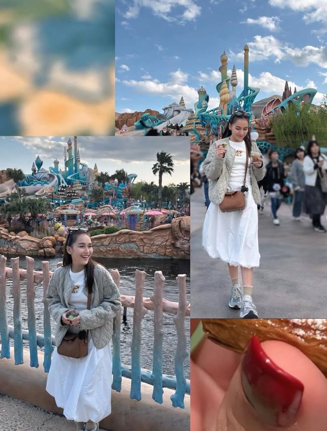 Di kesempatan lain Ayu terlihat lebih girly bak ABG dengan memadukan tas Hermes Lindy dan rok balon putih panjang 7 per 8. Untuk atasannya ia mengenakan kaos putih lengkap dengan jaket. Foto: Instagram/@ayutingting92