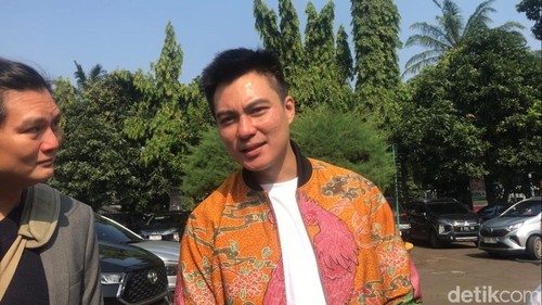 Baim Wong di Pengadilan Agama Jakarta Selatan.