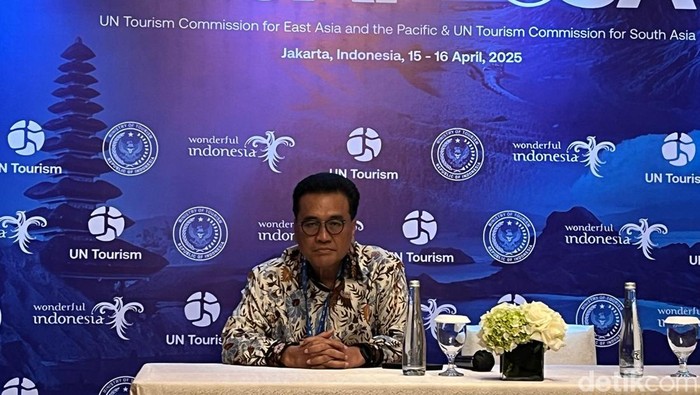 CEO dan pendiri Plataran Indonesia adalah Yozua Makes