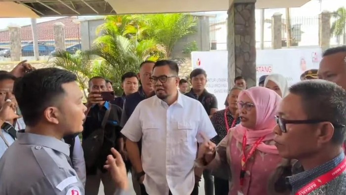Deklarasi PSU damai Pilkada Empat Lawang nyaris ricuh karena paslon 01 dilarang masuk.