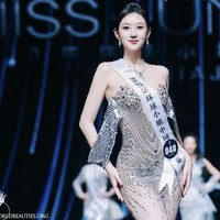 Keputusan itu diumumkan pada Kamis (11/4.2025), dengan alasan Zhu tidak dapat memenuhi kewajibannya sebagai ratu kecantikan karena faktor usia. Foto: dok. Instagram @worldbeauties_org