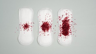 Tren Menstrual Masking Viral, Benarkah Darah Haid Bikin Wajah Glowing?