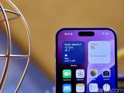 Unboxing iPhone 16 Plus Ultramarine, Warna Menggoda Harga Masih Ramah