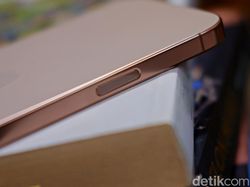Unboxing iPhone 16 Pro Max Desert Titanium Berpenampilan Wah