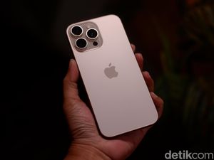 Review iPhone 16 Pro Max: Kamera Canggih, Performa Ngebut, Baterai Awet