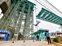 Potret Menakjubkan Calon Jembatan Tertinggi Dunia di China