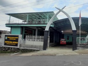 Nggak Ada Minimarket di Desa di Pasuruan Ini