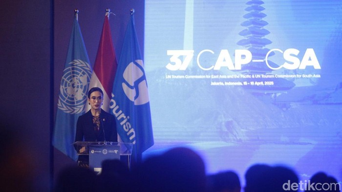 Menpar Widiyanti Hadiri Pertemuan Pariwisata Asia Pasifik Indonesia kembali dipercaya menjadi tuan rumah UN Tourism 37th CAP-CSA Joint Commission Meeting. Acara ini diikuti delegasi dari berbagai negara Asia Timur, Pasifik, dan Asia Selatan.