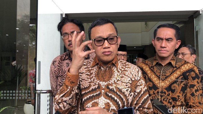Menteri P2MI Abdul Kadir Karding saat ditemui di Kantor PP Muhammadiyah Kota Jogja, Rabu (16/4/2025).