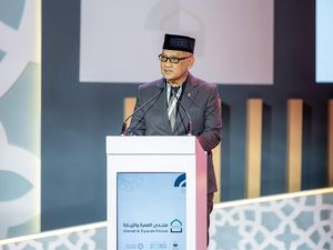 Profil Mochamad Irfan Yusuf, Menteri Haji dan Umrah RI yang Dilantik Hari Ini